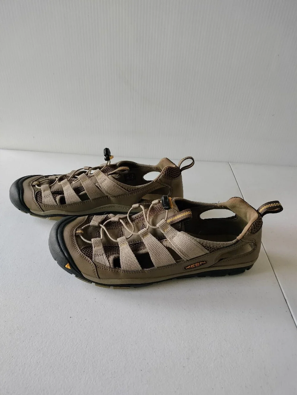 Keen Newport H2 Mens Tan Hiking Camping Trail Water Sandals Boating 11.5
